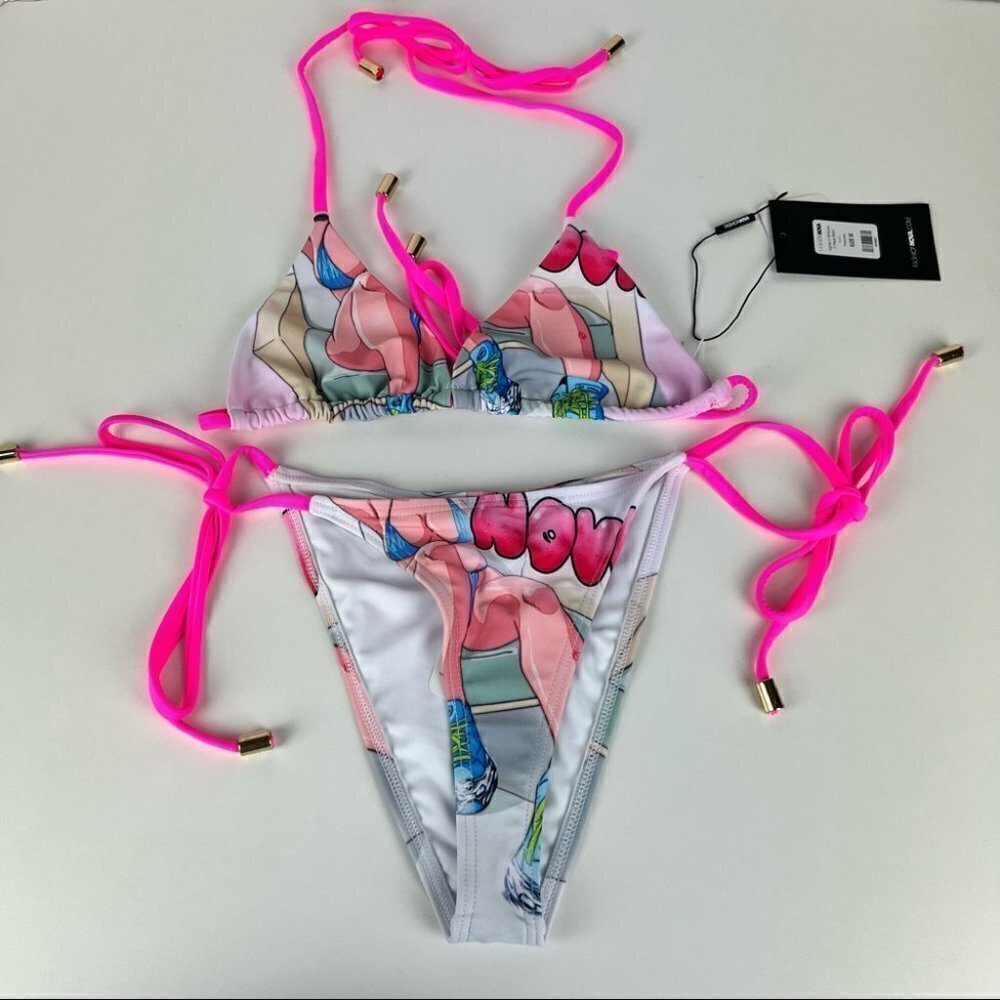 NWT - Fashion Nova,Nights in Shibuya 2 pc Bikini. Size: M.Color:Pink/Multicolour